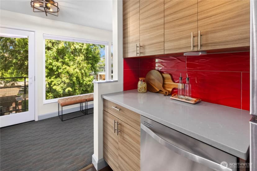Property photo for 6201 Lake Washington Boulevard Ne #208, Kirkland photo 14
