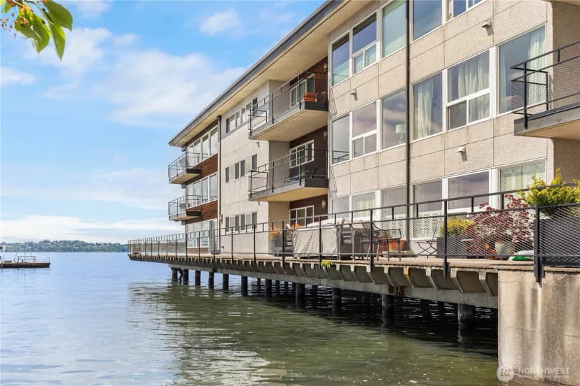 Property photo for 6201 Lake Washington Boulevard Ne #208, Kirkland photo 20