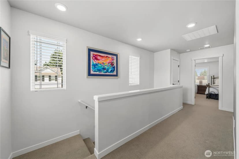 Property photo for 810 Burwood Street Se, Lacey photo 17