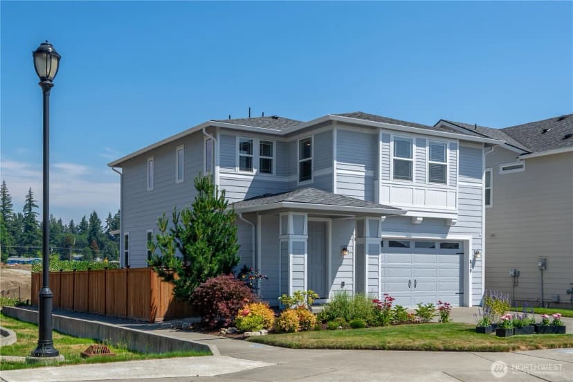Property photo for 810 Burwood Street Se, Lacey photo 2