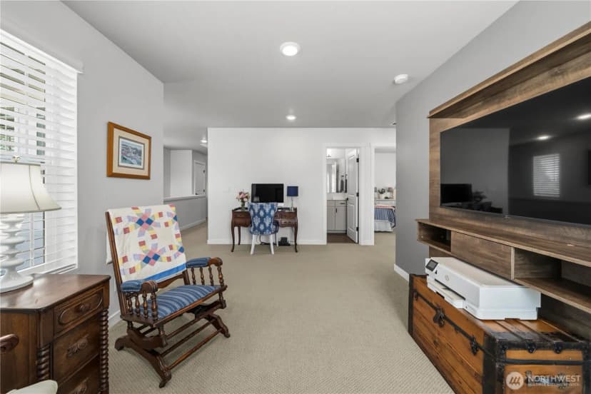 Property photo for 810 Burwood Street Se, Lacey photo 27