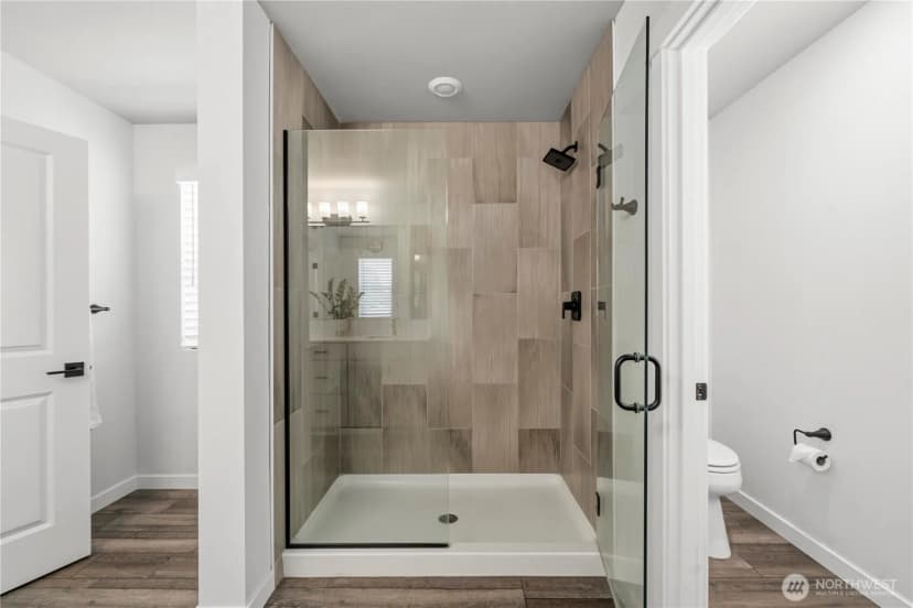 Property photo for 810 Burwood Street Se, Lacey photo 23