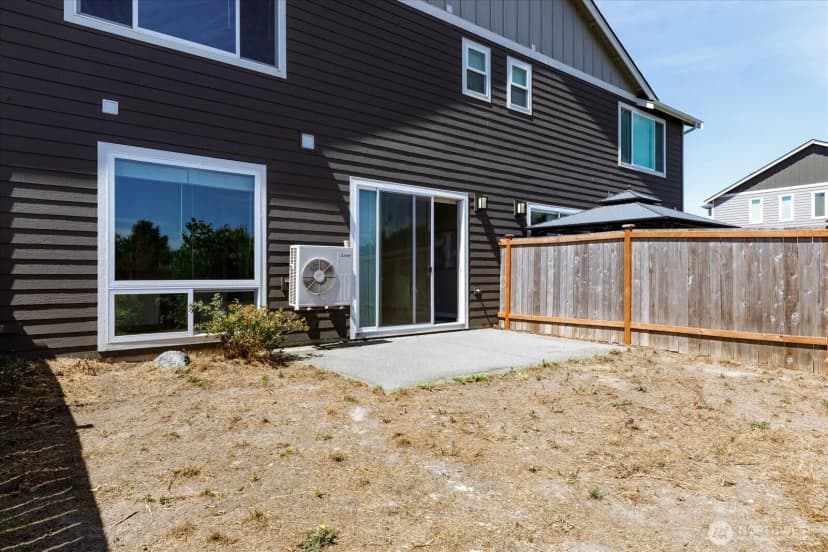 Property photo for 360 Sw Ballast Way, Oak Harbor photo 30