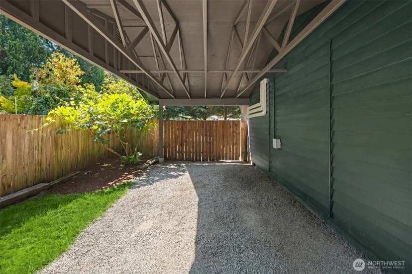 Property photo for 10044 Slater Avenue Ne, Kirkland photo 28