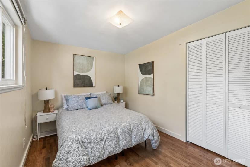 Property photo for 3222 Ne 85th Street, Seattle photo 15