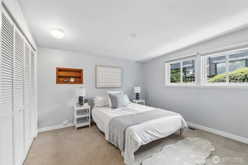 Property photo for 3222 Ne 85th Street, Seattle photo 16