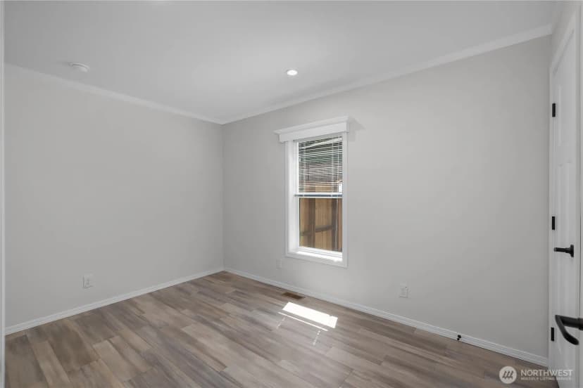 Property photo for 10 E Barnsby Place, Shelton photo 21