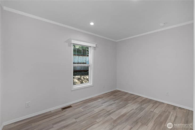 Property photo for 10 E Barnsby Place, Shelton photo 23