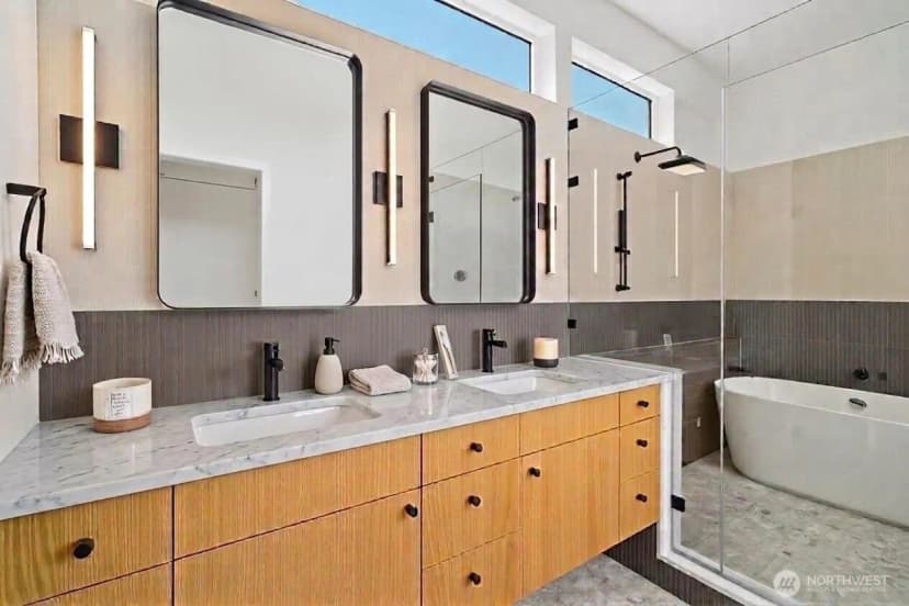 Property photo for 311 Ne 59th Street, Seattle photo 16