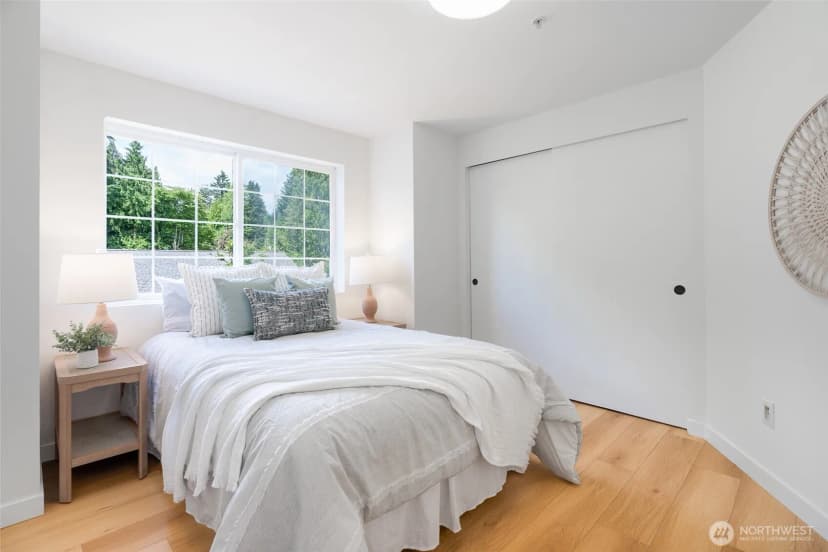 Property photo for 14534 12th Avenue Ne, Shoreline photo 16