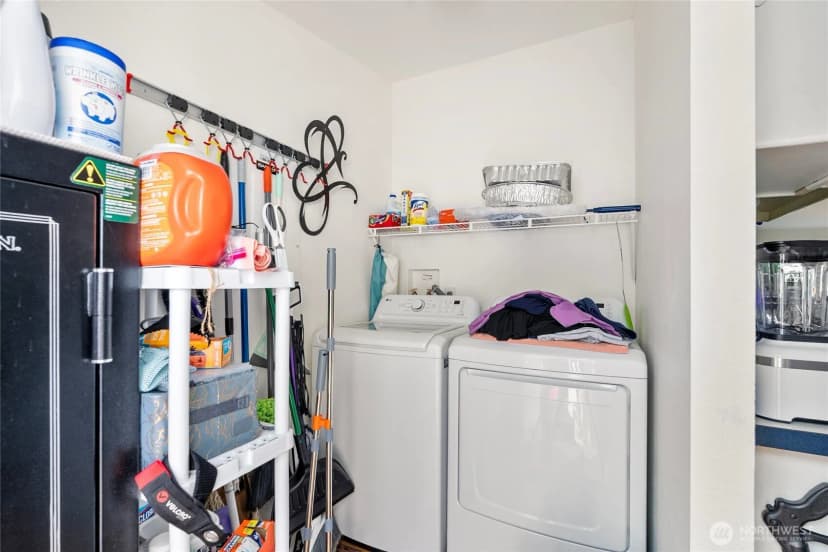 Property photo for 905 Carriage Ct #14, Sedro Woolley photo 12