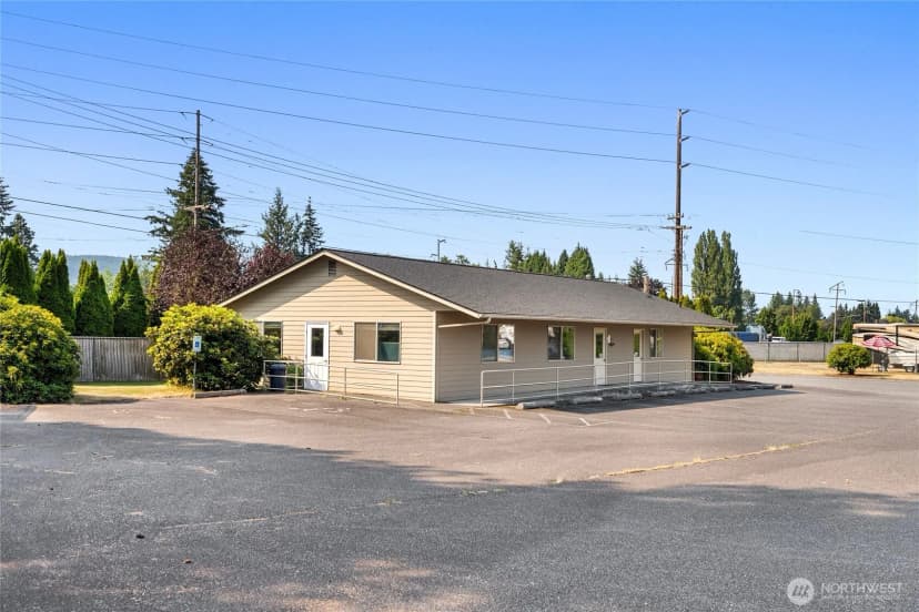 Property photo for 905 Carriage Ct #14, Sedro Woolley photo 16