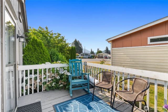 Property photo for 905 Carriage Ct #14, Sedro Woolley photo 3
