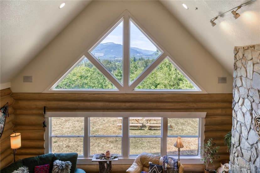 Property photo for 35837 Fox Creek Lane, Sedro Woolley photo 12