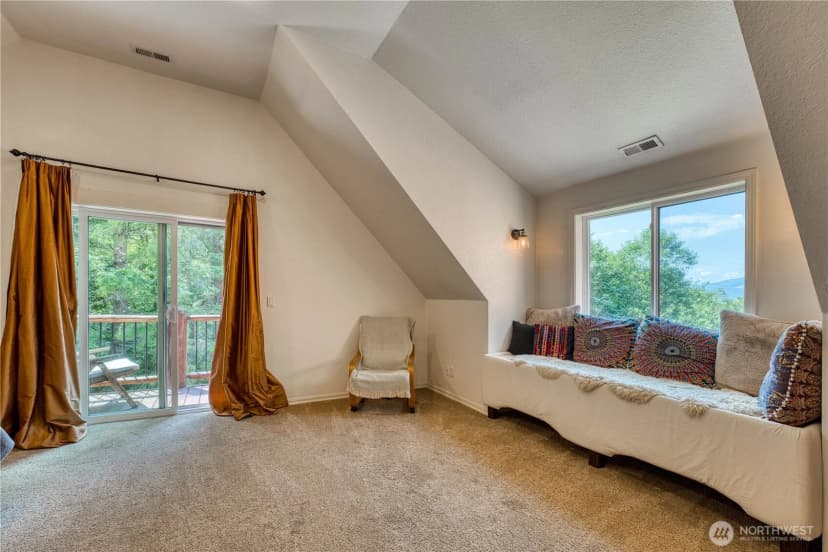 Property photo for 35837 Fox Creek Lane, Sedro Woolley photo 36