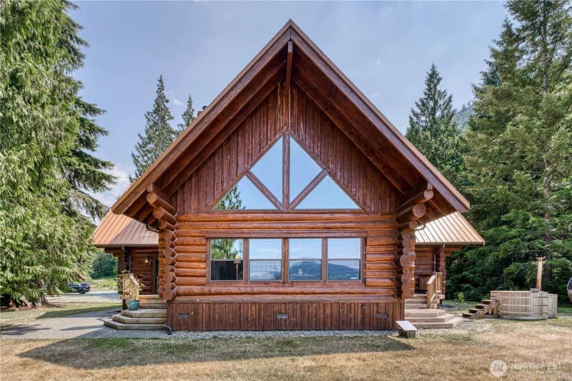 Property photo for 35837 Fox Creek Lane, Sedro Woolley photo 2