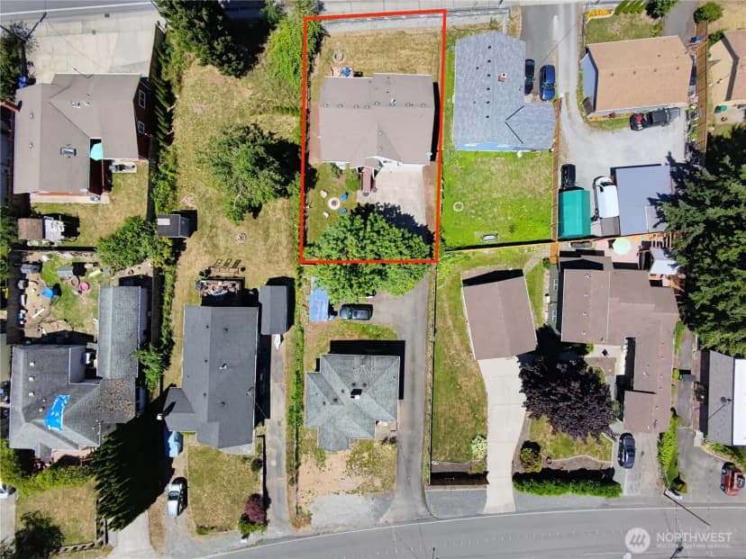 Property photo for 1709 Silver Lake Road, Everett photo 37