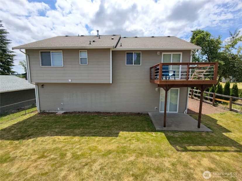 Property photo for 1709 Silver Lake Road, Everett photo 7