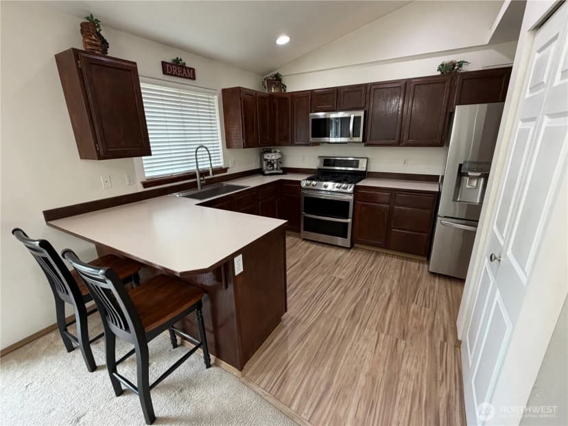 Property photo for 1709 Silver Lake Road, Everett photo 16