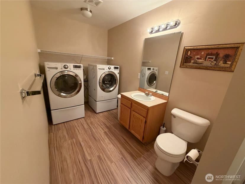 Property photo for 1709 Silver Lake Road, Everett photo 34