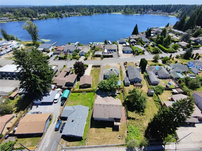Property photo for 1709 Silver Lake Road, Everett photo 36