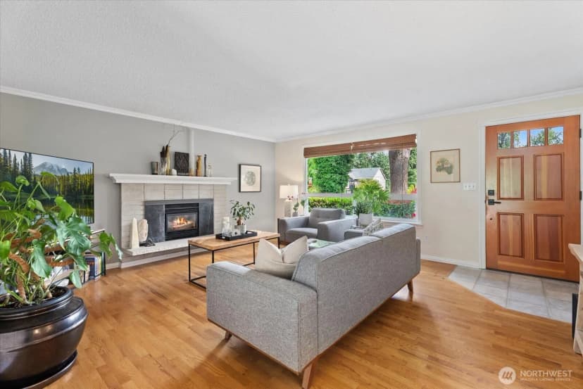 Property photo for 18237 Se 135th Street, Renton photo 2