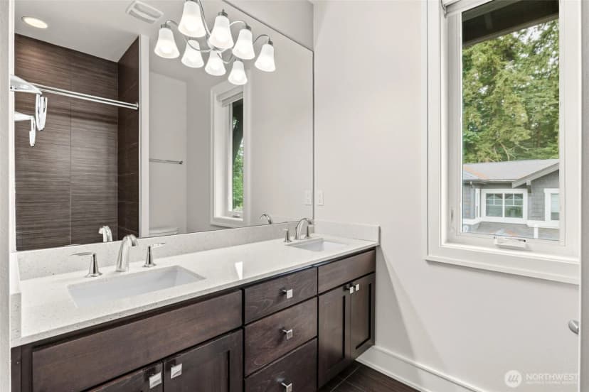 Property photo for 8431 Se 39th Street, Mercer Island photo 22