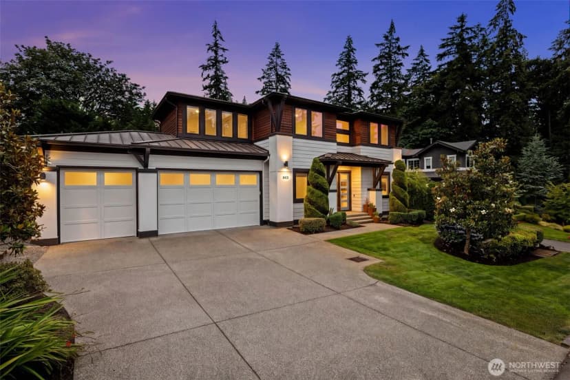 Property photo for 8431 Se 39th Street, Mercer Island