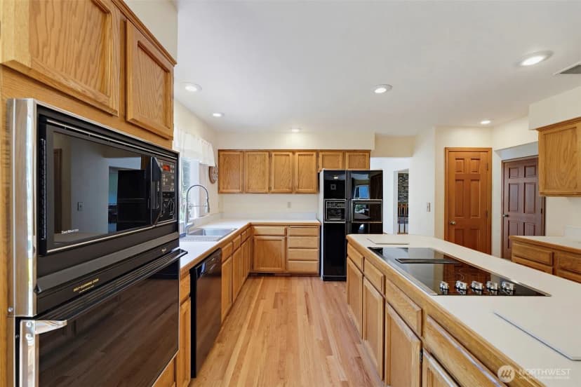 Property photo for 3308 17th Place Se, Puyallup photo 11