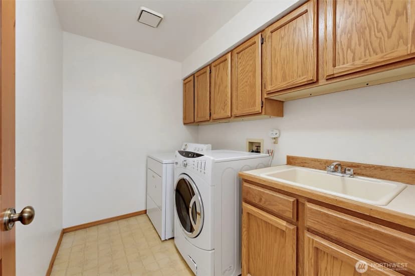Property photo for 3308 17th Place Se, Puyallup photo 21