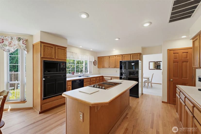 Property photo for 3308 17th Place Se, Puyallup photo 10
