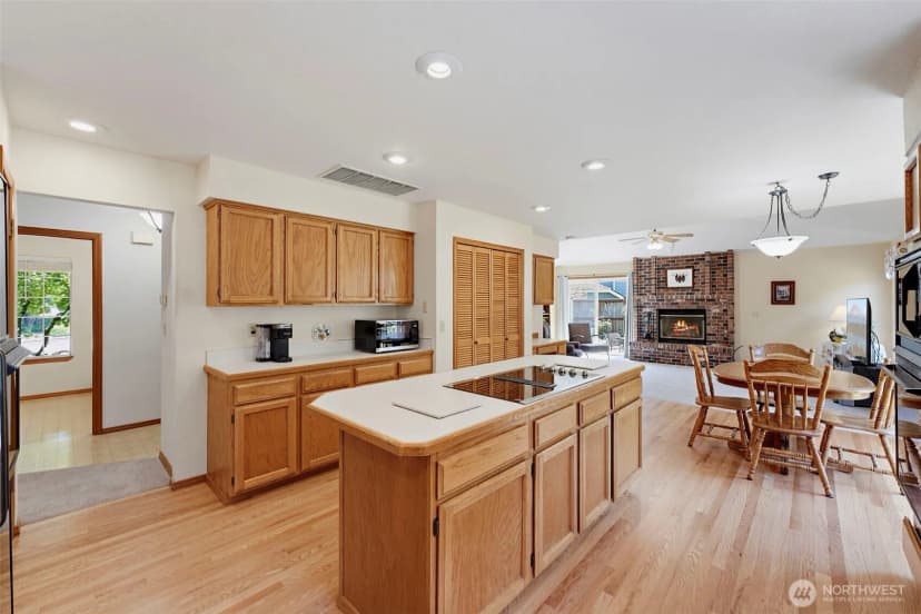 Property photo for 3308 17th Place Se, Puyallup photo 9