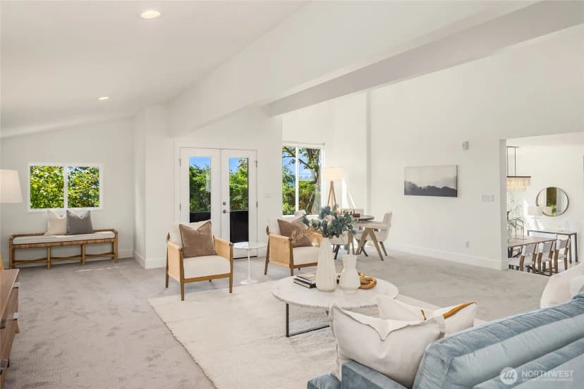 Property photo for 5830 W Mercer Way, Mercer Island photo 14