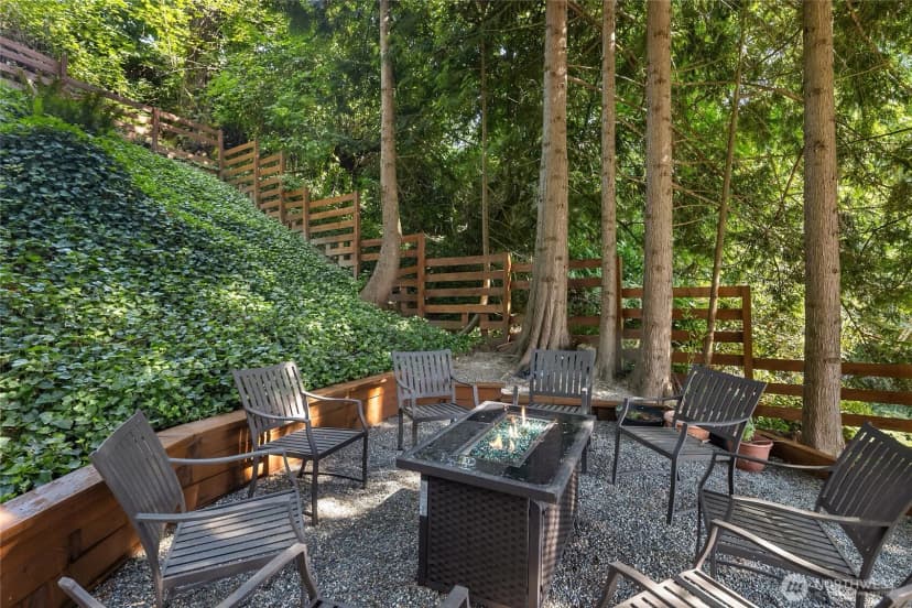 Property photo for 5830 W Mercer Way, Mercer Island photo 35