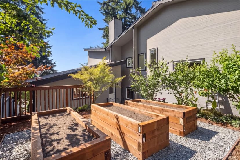Property photo for 5830 W Mercer Way, Mercer Island photo 34