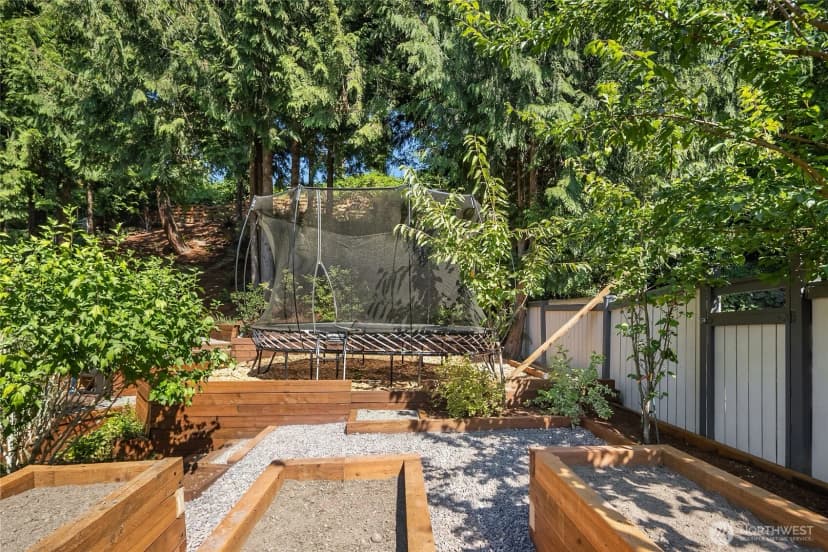 Property photo for 5830 W Mercer Way, Mercer Island photo 36