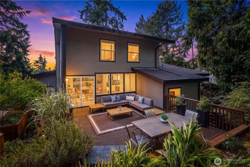 Property photo for 5830 W Mercer Way, Mercer Island photo 37