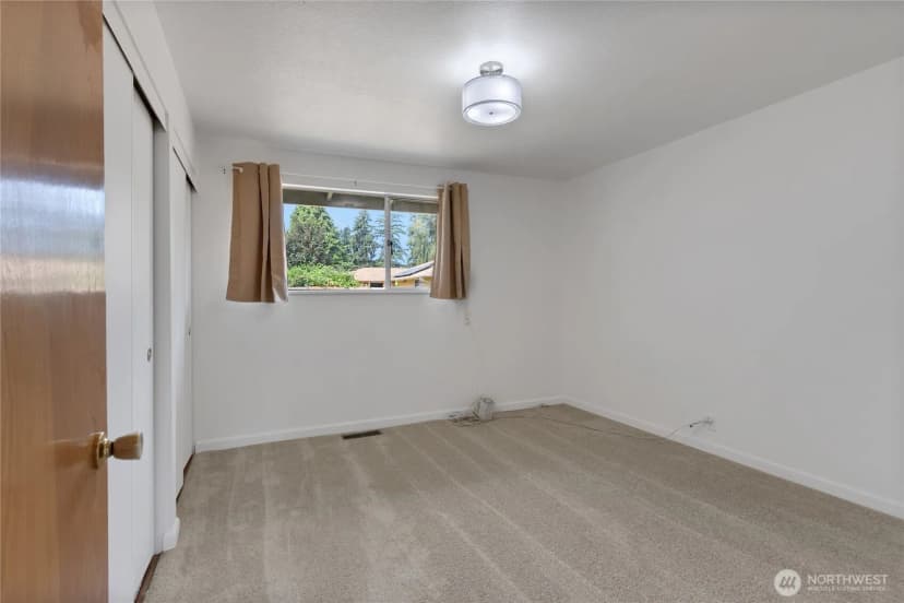 Property photo for 2707 T Street Se, Auburn photo 14