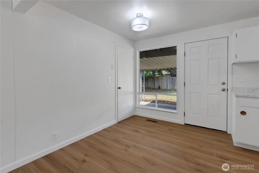 Property photo for 2707 T Street Se, Auburn photo 8