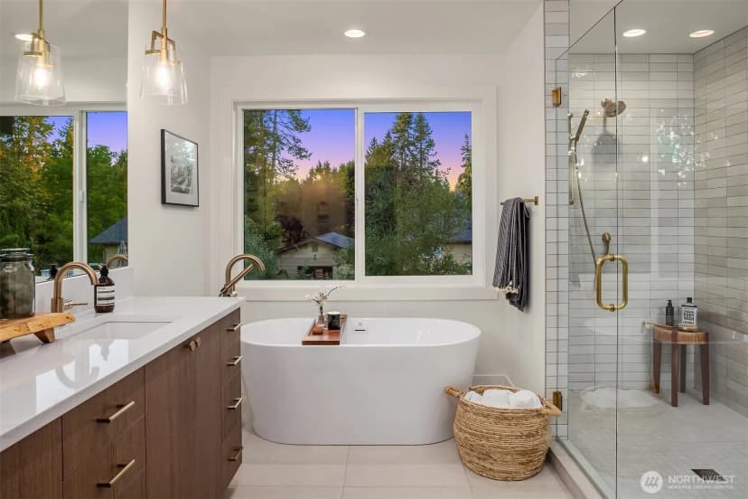 Property photo for 13755 Ne 101st Street, Kirkland photo 19