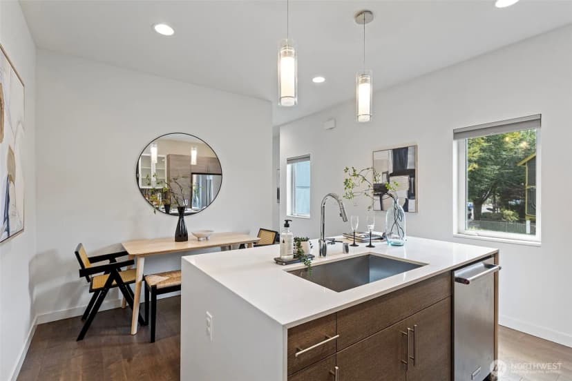 Property photo for 3029 Beacon Avenue S, Seattle photo 21