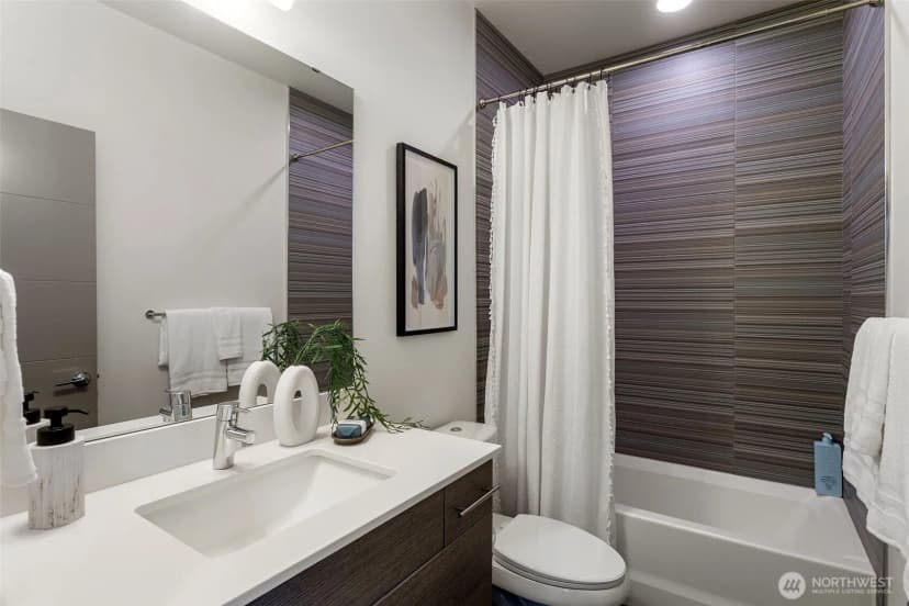 Property photo for 3029 Beacon Avenue S, Seattle photo 10