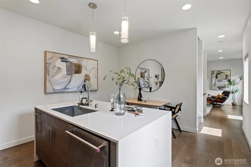 Property photo for 3029 Beacon Avenue S, Seattle photo 22