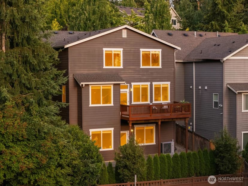 Property photo for 14008 Se 21st Place, Bellevue photo 6