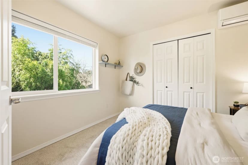 Property photo for 8847 9th Avenue Sw #a, Seattle photo 22