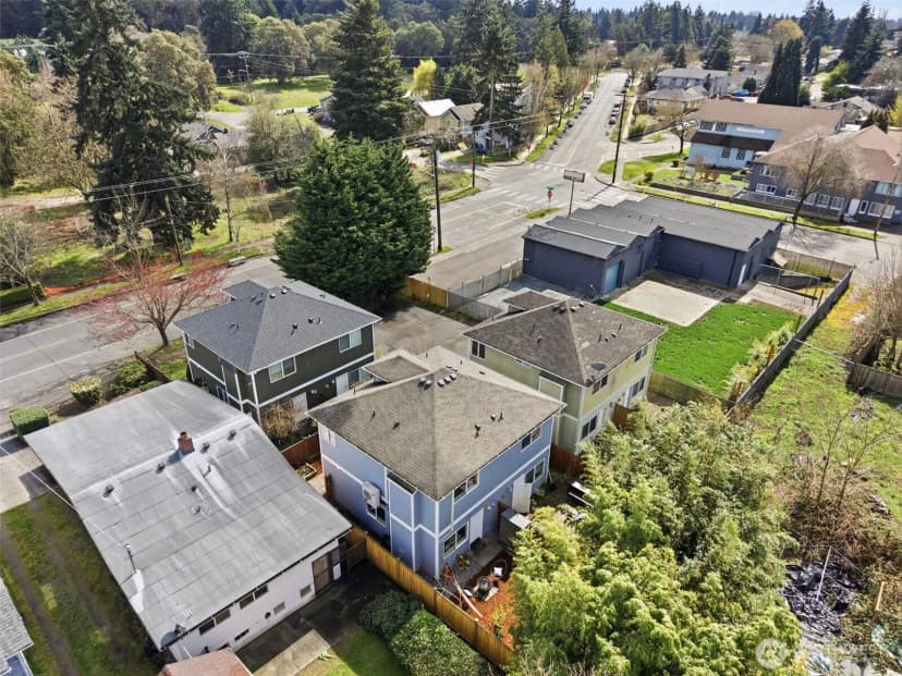 Property photo for 8847 9th Avenue Sw #a, Seattle photo 27