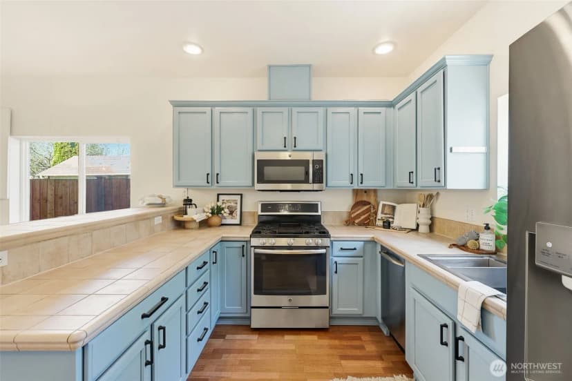 Property photo for 8847 9th Avenue Sw #a, Seattle photo 8