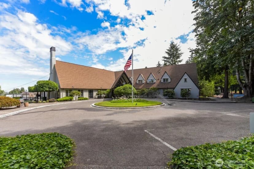 Property photo for 10830 Glen Acres Drive S #t9, Seattle photo 22