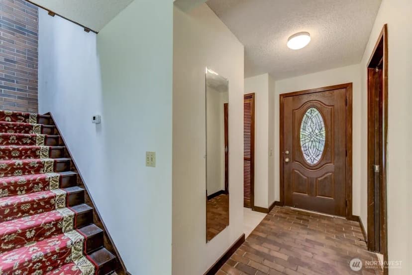 Property photo for 10830 Glen Acres Drive S #t9, Seattle photo 6