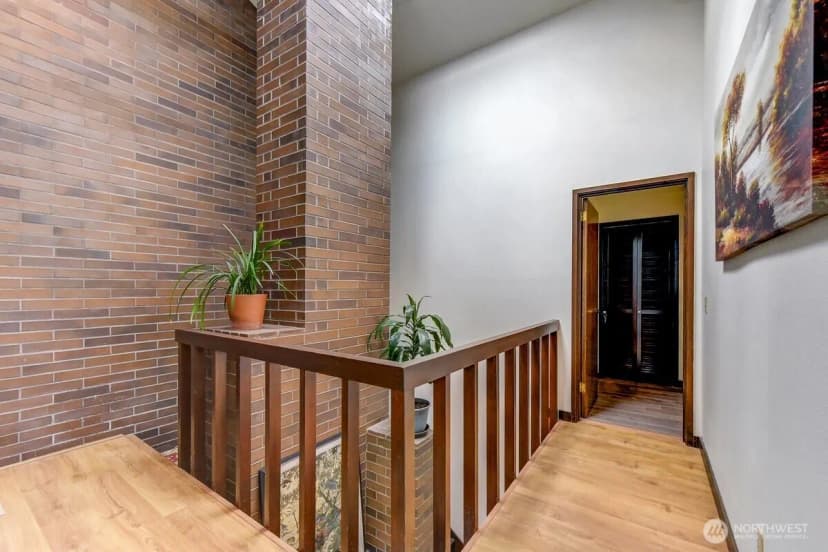 Property photo for 10830 Glen Acres Drive S #t9, Seattle photo 12